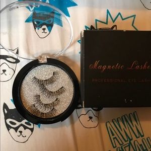 Magnetic eye lashes